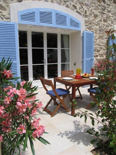 Апартаменты La Bastide Du Soleil Канны Экстерьер фото